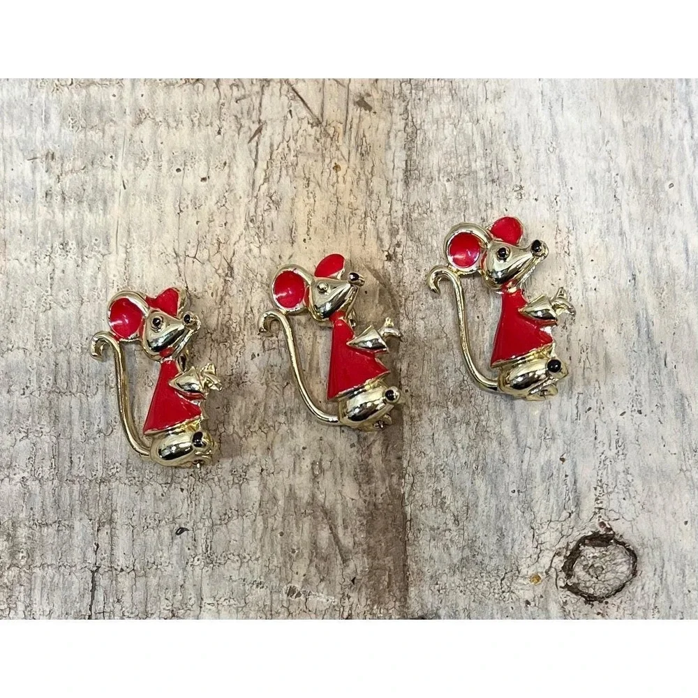 Vintage Red Gold Tone Enamel Mouse Pin Set‎ Whimsical Christmas Brooch OS